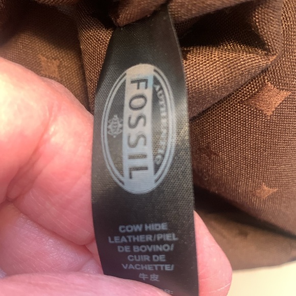 Fossil burgundy genuine leather mail carrier crossbody bag - Picture 4 of 8